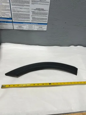 2015-2019 Ford Transit 150 250 Driver Front Wheel Opening Molding Genuine New
