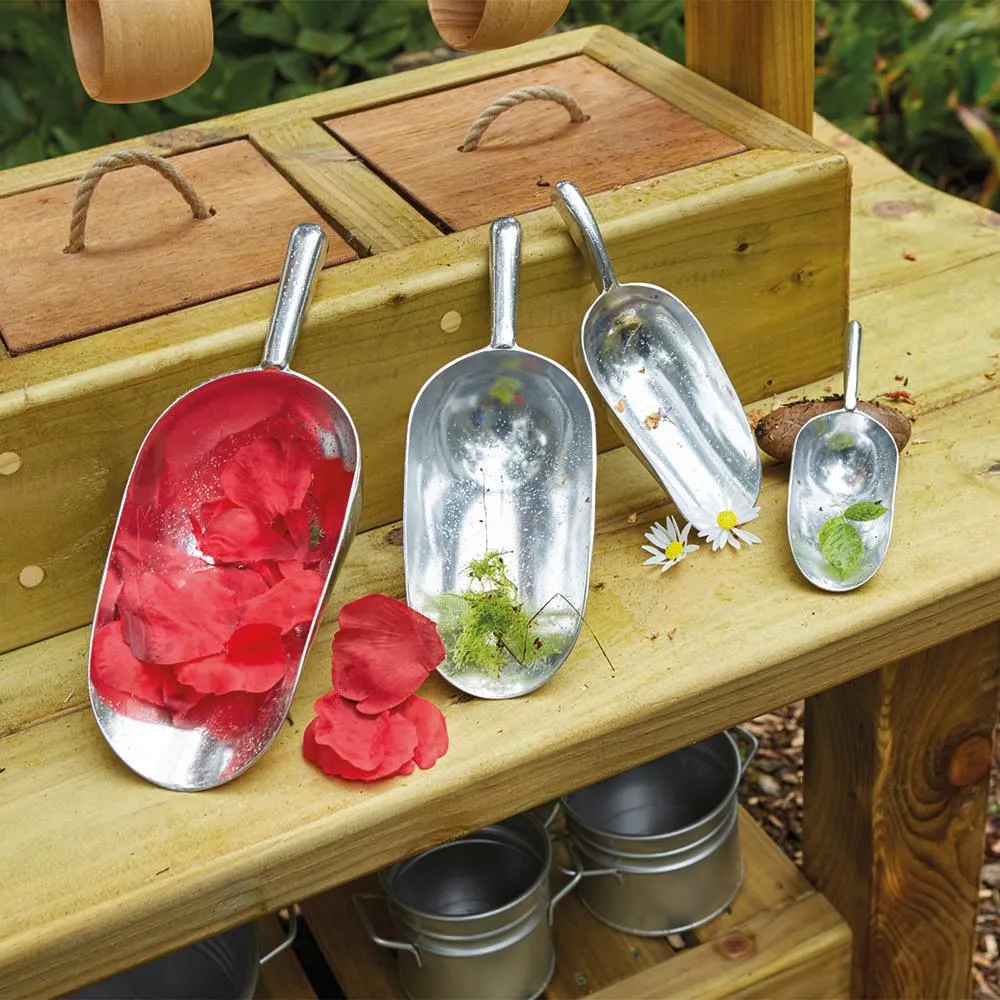 Assorted Metal Messy Play Scoops 4pk