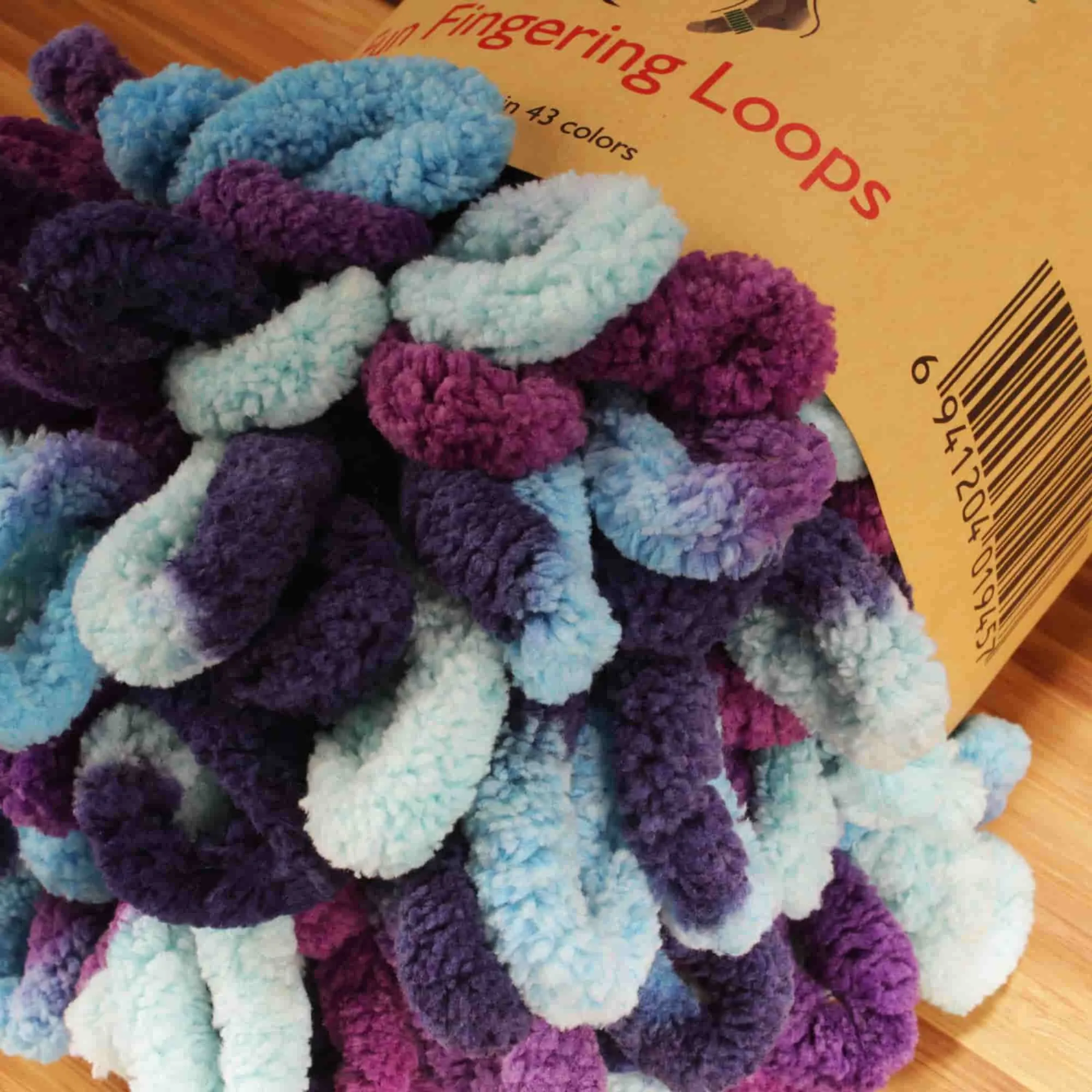 Fun Finger Loops Yarn: 5 Packs