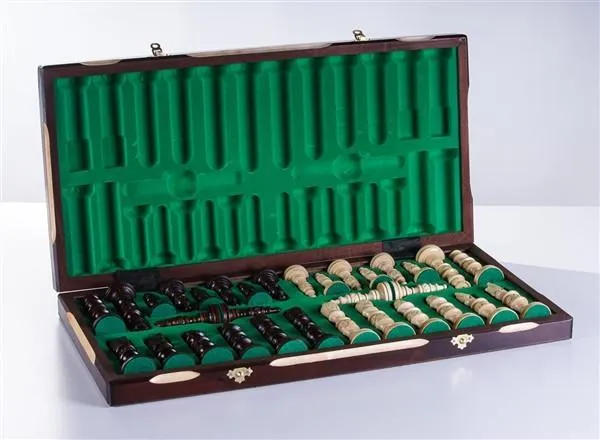 GALANT - 22.5" Wooden Chess Set