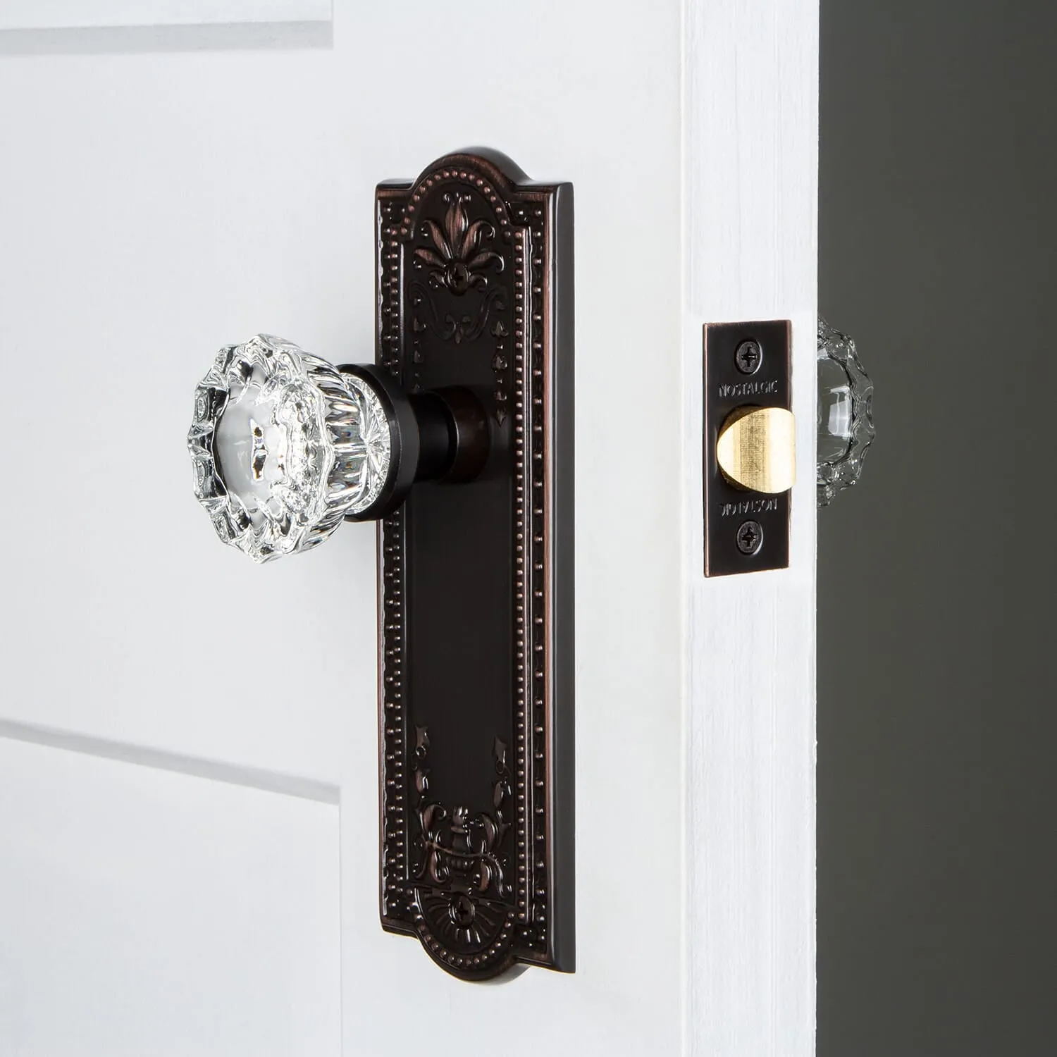 Meadows Long Plate with Crystal Knob in Timeless Bronze
