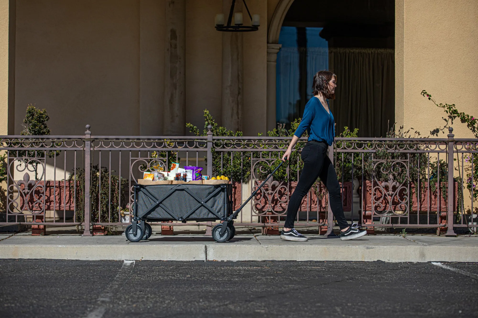 Miami Marlins - Adventure Wagon Portable Utility Wagon